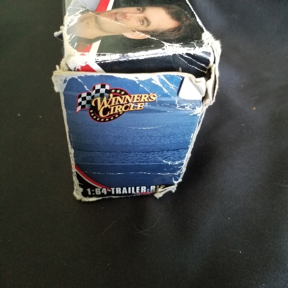 Jeff Gordon Winner's Circle 1:64 Trailer Rig - Picture 6 of 11